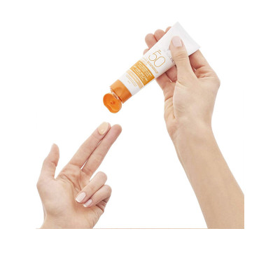 FamilyStore | Écran Solaire VICHY Capital Soleil Anti Taches Teinté SPF50+ 50ml